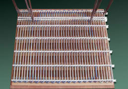 Non-inductive flat heater